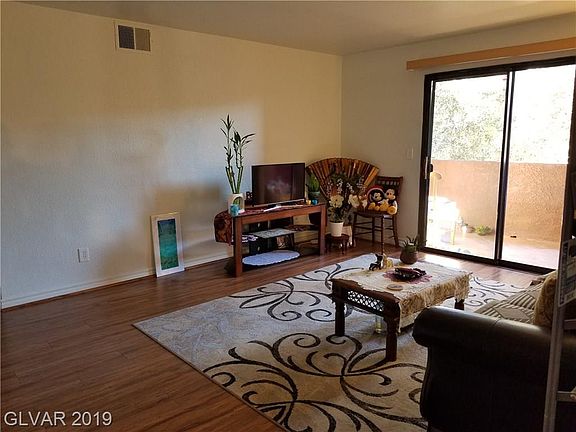 3rd image of 2451 N Rainbow Blvd Unit 2123