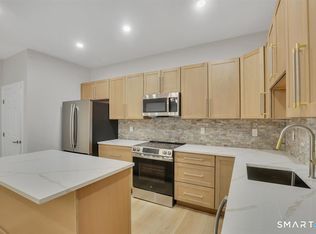 1347 New Haven Rd #1, Naugatuck, CT 06770