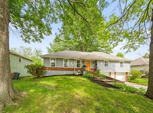 12613 Sycamore Ave, Grandview, MO 64030