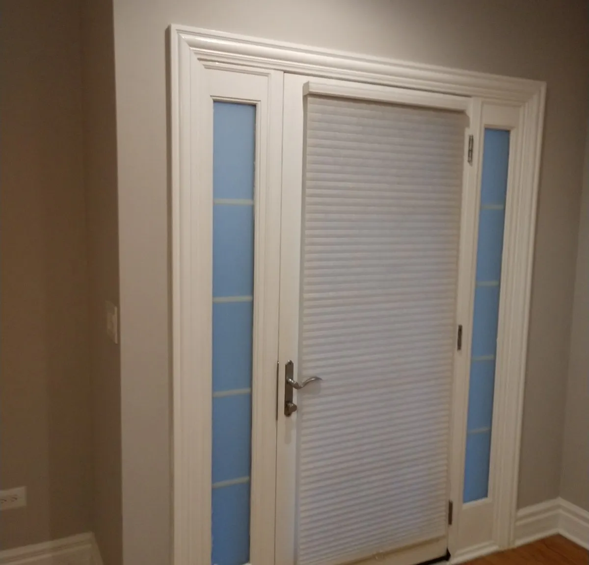 817 Chicago Ave — Photo 1