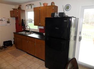 918 Maple Shade Rd, Cranberry, PA 16319