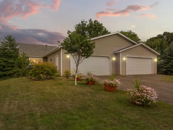 1015 Poplar St, Northfield, MN 55057