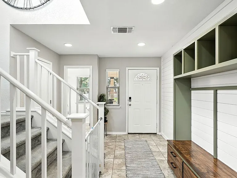 208 Gatewood Clf — Photo 20
