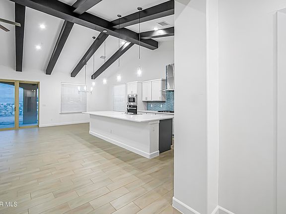 4th image of 2692 San Gabriel Dr