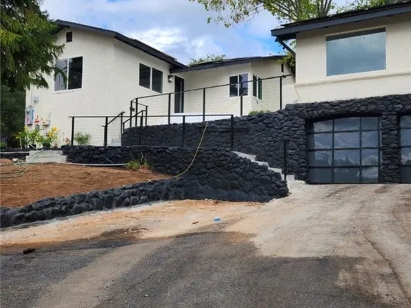 10535 La Canada Pl, Sunland, CA 91040