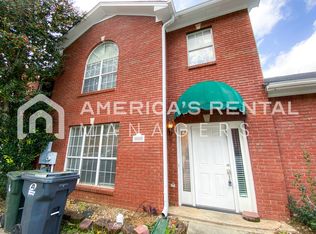 446 Cambrian Ridge Trl, Pelham, AL 35124