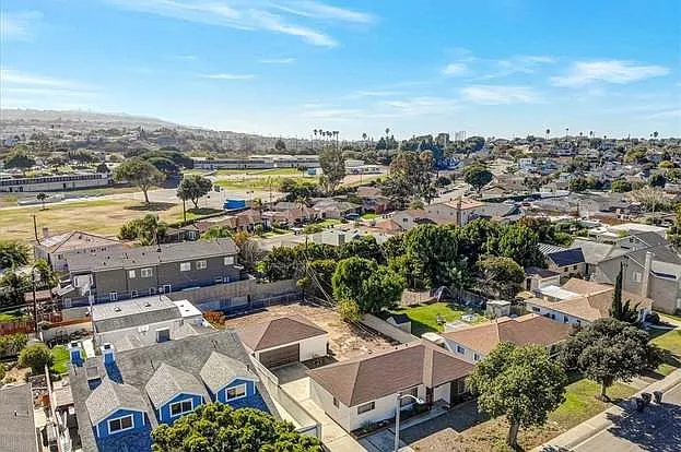 4604 Mindora Dr — Photo 15