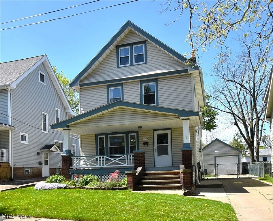 4374 W 49th St photo 1