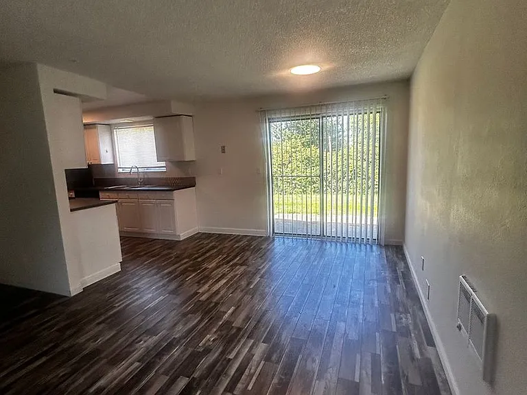 3116 Kauffman Ave — Photo 14