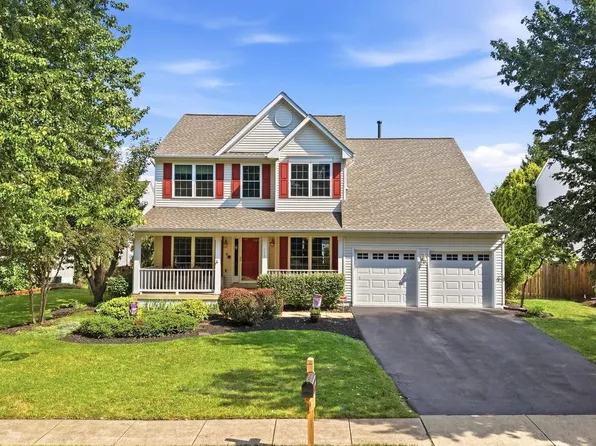 110 Alpine Dr SE, Leesburg, VA 20175
