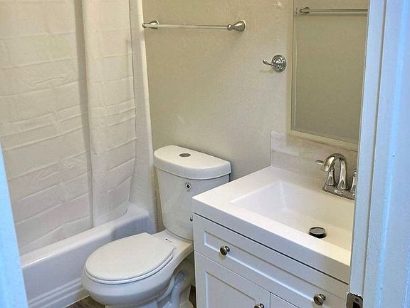3rd image of 554 S 5th St #7