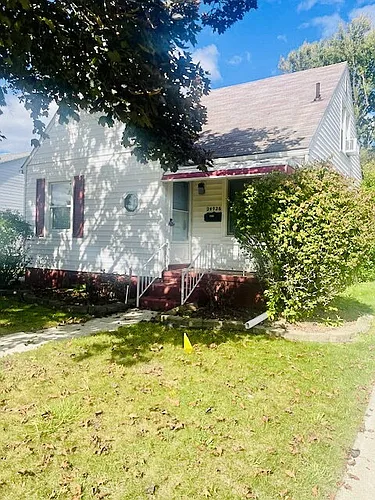 24926 Hickory St Photo 1