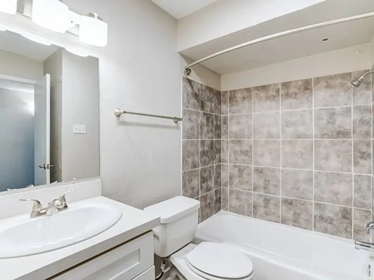 Casa Luna Apartments — Photo 7