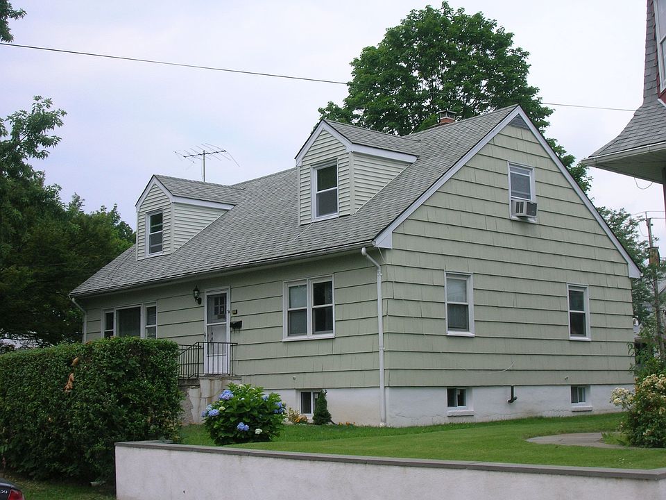 2 family w/ in law apt