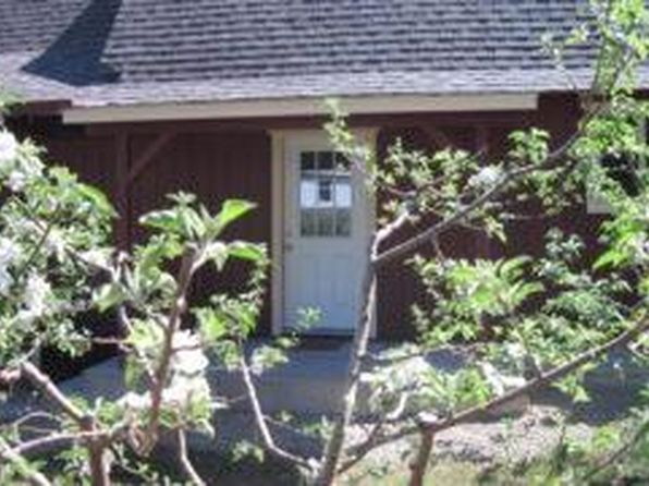2979 1/2 Carson Rd, Placerville, CA 95667 – 1-bedroom rental in Placerville