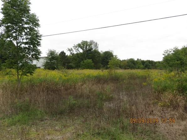 6885 Youngstown Kingsville Rd, Farmdale, OH 44417