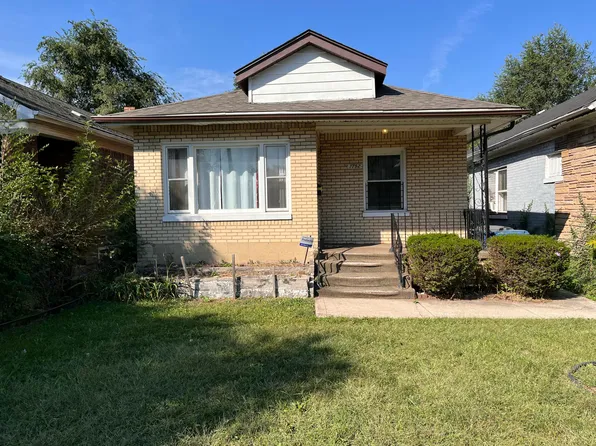 1752 Hayes St, Gary, IN 46404