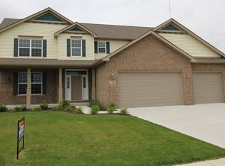 27340 W Deer Hollow Ln, Channahon, IL 60410