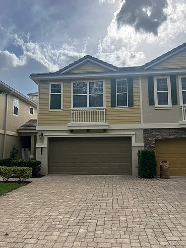 117 Hedgewood Dr Photo 1