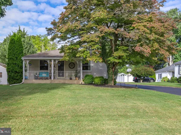 901 Girard Ave, Swarthmore, PA 19081