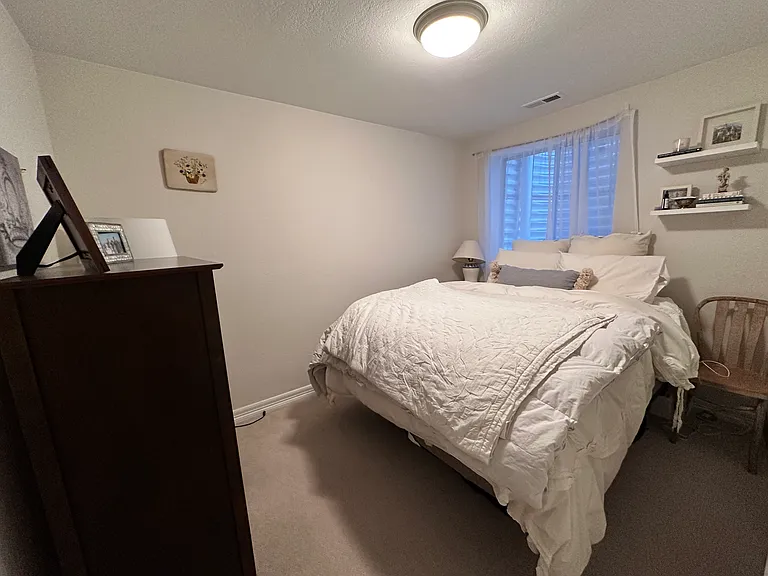2411 S Race St — Photo 31