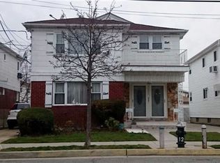 25919 Craft Ave, Rosedale, NY 11422