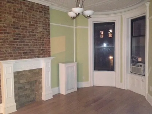 Rented by Urban Realty NYC | media 48