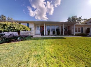 25 Monticello Dr, Howell, NJ