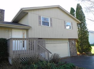 2323 Lake Summerset Rd, Davis, IL 61019