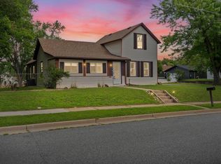 611 Monroe St, Onalaska, WI 54650