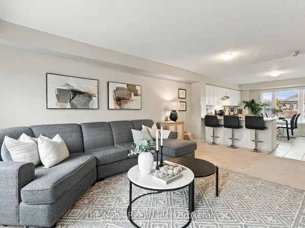 250 Sunny Meadow Blvd Unit 11, Brampton, ON L6R 3Y7