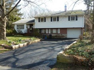 74 Moison Rd S, Blauvelt, NY 10913