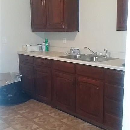 4th image of 309 Wyatt St