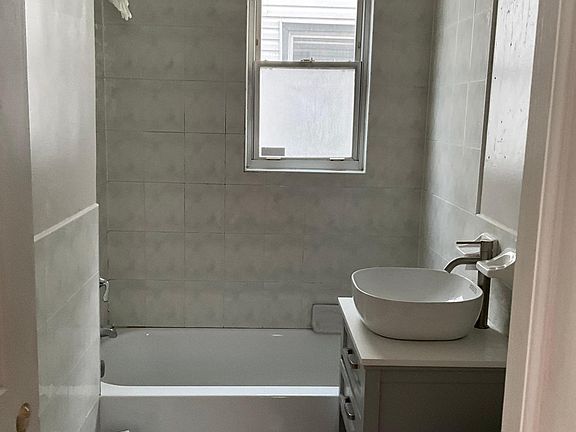 4th image of 133 Avenue 115 St Floor 2