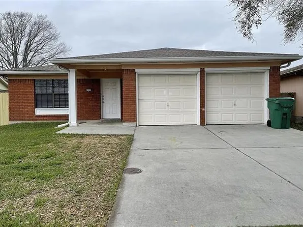 2727 Ridgefield Rd, Gretna, LA 70056