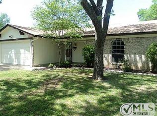 520 Judith St, Burleson, TX 76028