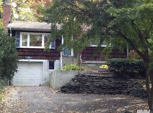 20 Sun Valley Ct, Northport, NY 11768
