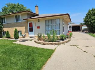 3035 Serra Dr, Sterling Heights, MI