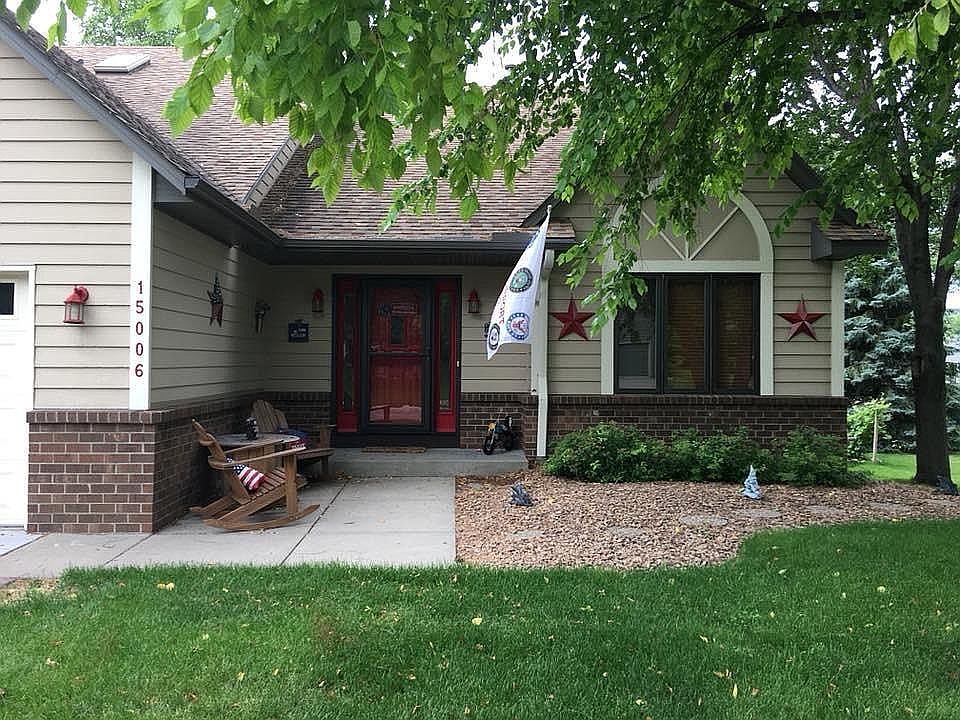 1st image of 15006 Chestnut Dr