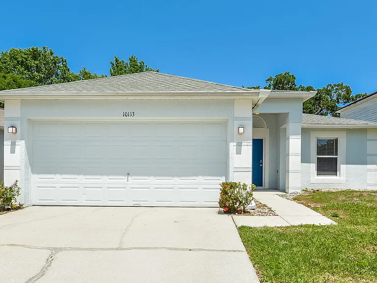 10113 Dean Chase Blvd — Photo 1
