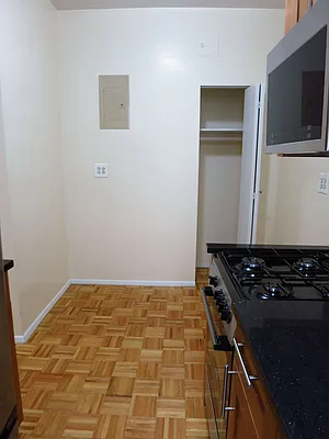 Rented by City & Suburban | media 3