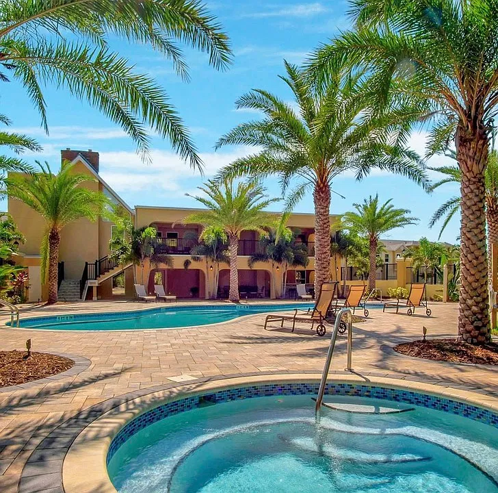 726 Grand Cypress Ln