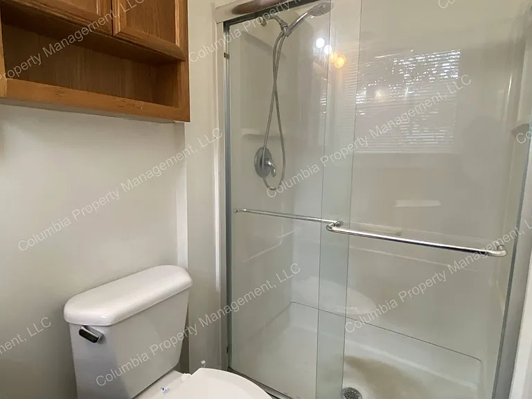215 Kingnut Dr — Photo 12