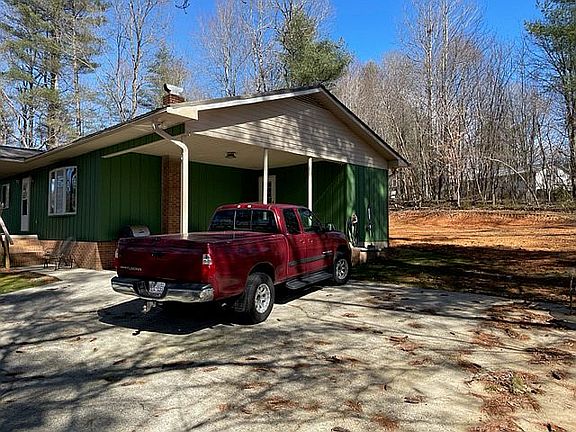 Carport and Parking Pad