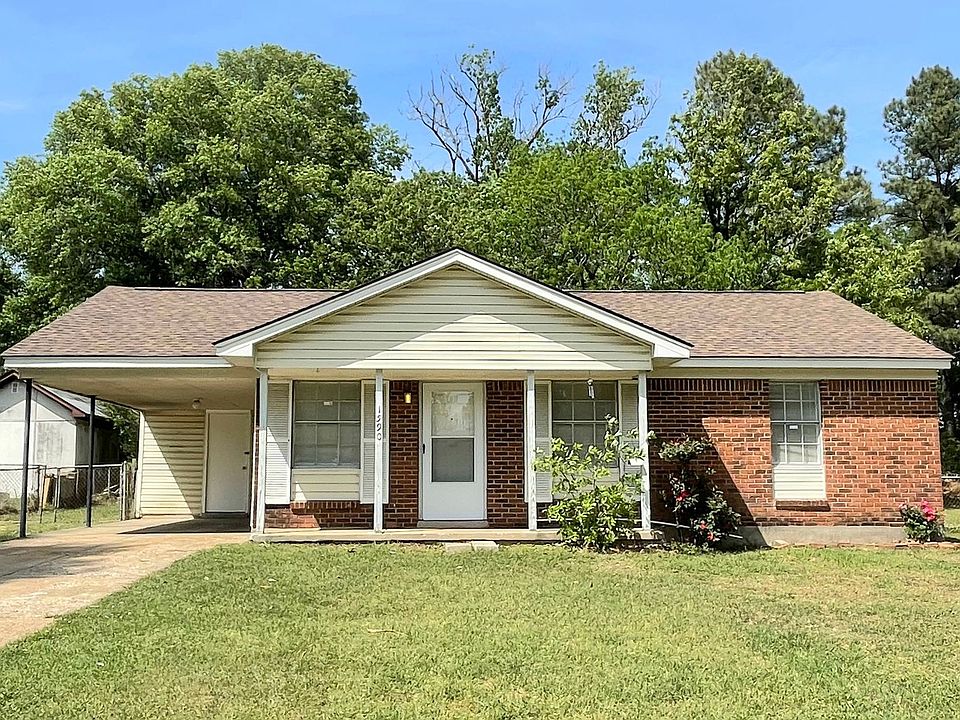 1st image of 1590 Custer Dr