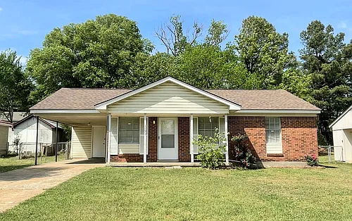 1590 Custer Dr Photo 1