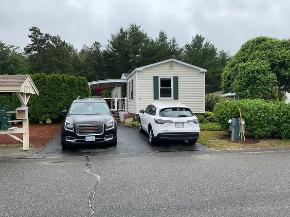 14 Narragansett Dr, Plymouth, MA 02360