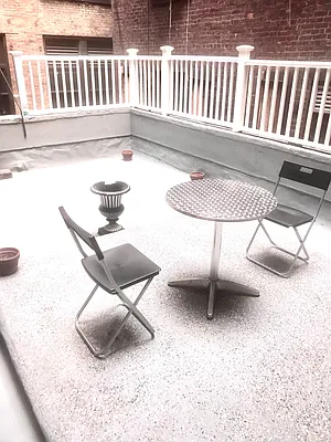 Rented by Bond New York | media 22