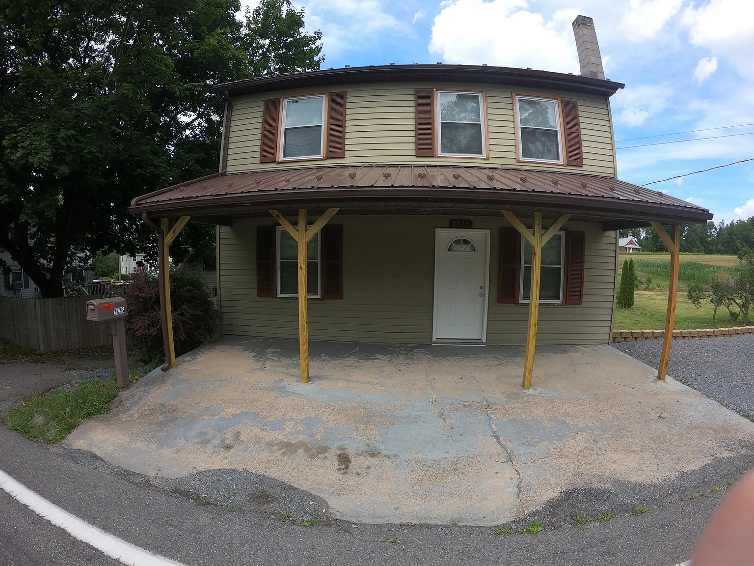 3 bed, 1344 sqft, $1,595 — Photo 3
