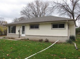 N89W15017 Jefferson Ave, Menomonee Falls, WI 53051
